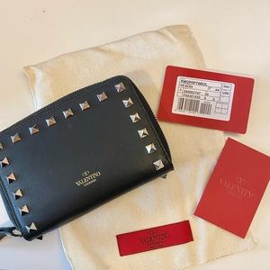 Valentino - Rockstud Wallet (black)
